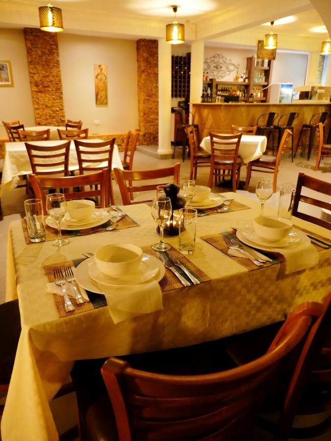 מלון קמפאלה Ivory Castle Limited מראה חיצוני תמונה
